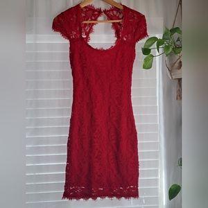 Red Lace Women's Dress/ Size: Small